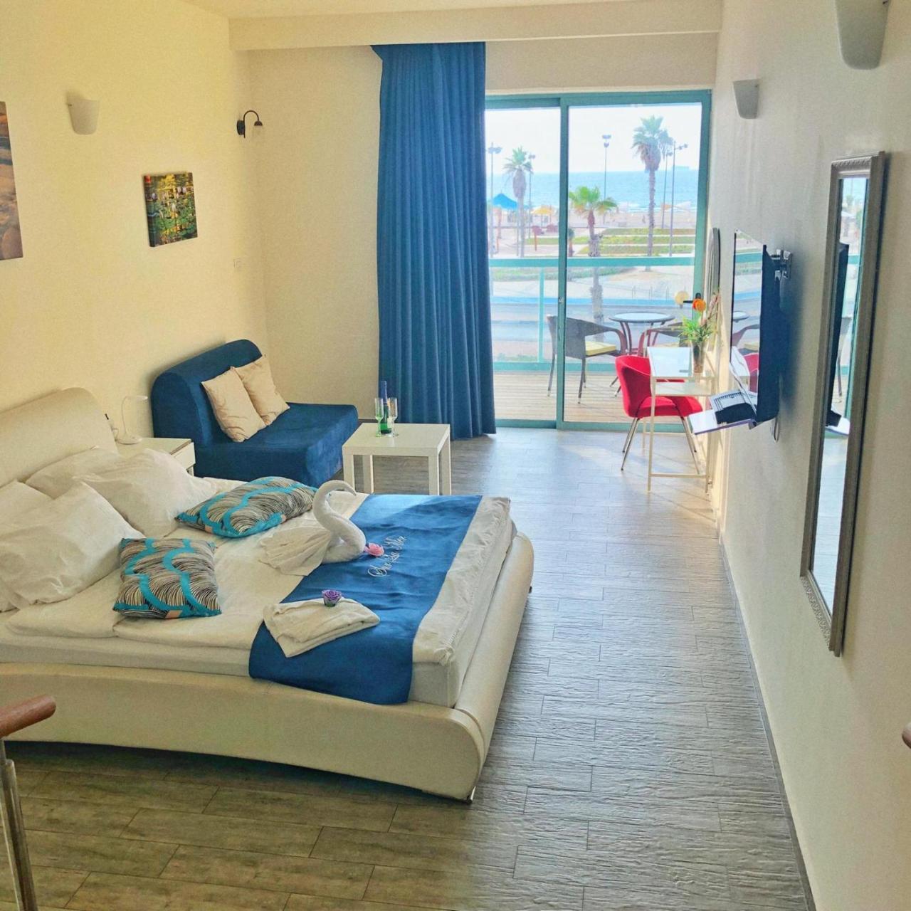 Sur La Mer Hotel Ashdod Exterior photo